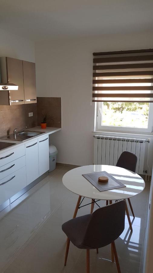 & Tom Apartment